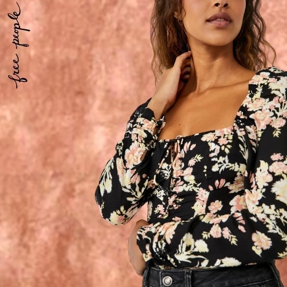 FREE PEOPLE Hilary Square-Keyhole-Neck Long Sleeve Ruch-Smock Details Top Lg
